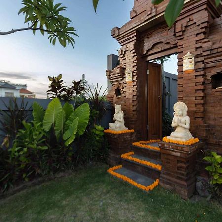 Phoenix Bed And Breakfast 4 Canggu Exterior foto